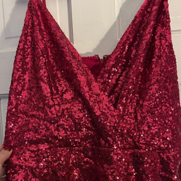 VENUS Deep Pink Sequin Romper - Picture 3 of 5
